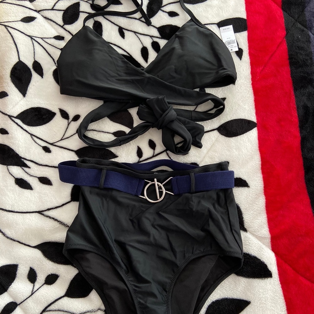 AE Bikini Set (LAST CALL!!) 💛